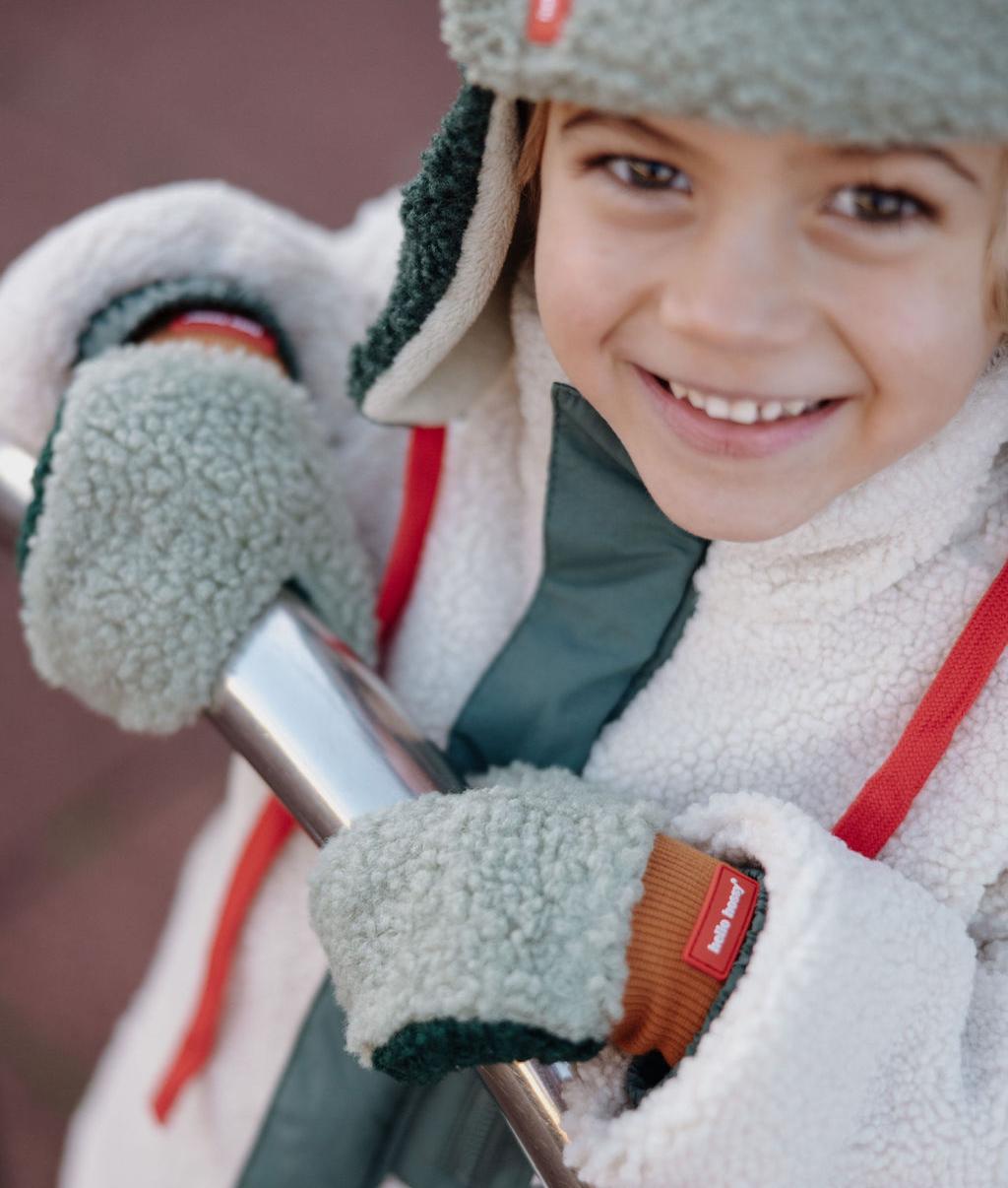 Hello Hossy wanten Heaty Neo, gedragen bij de skilift