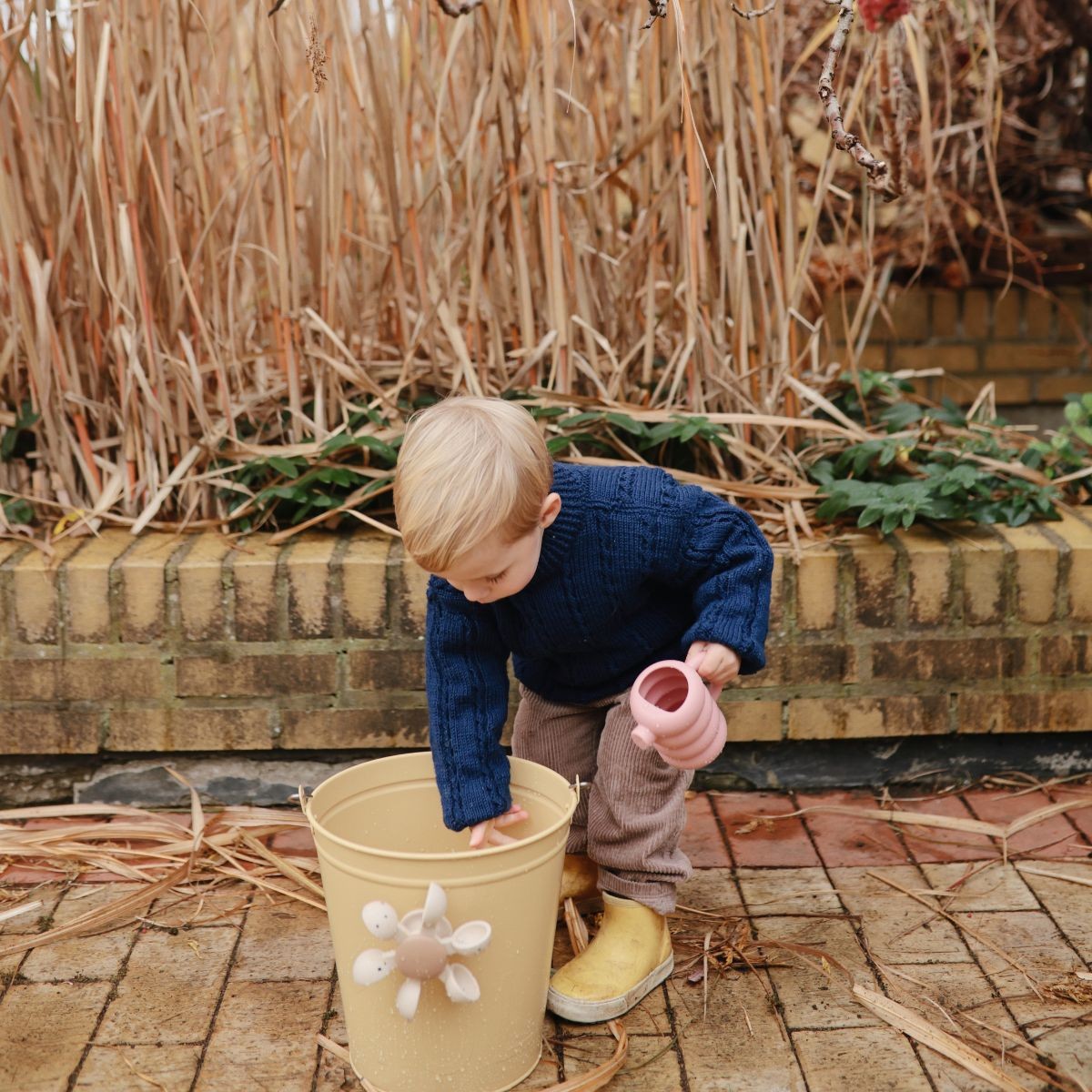 Mushie Badspeelgoed Waterkan Peony