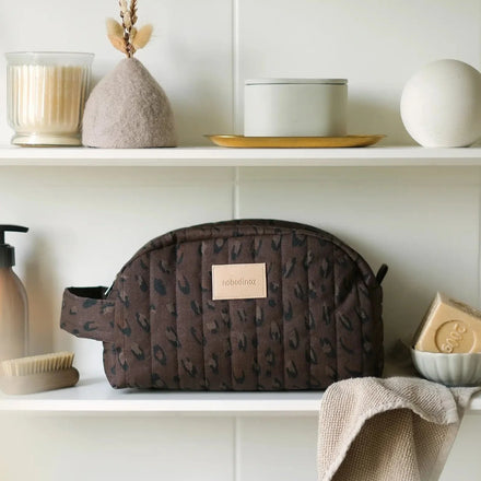 * Nobodinoz Hyde Park Waterproof Vanity Case | Leonie brown*