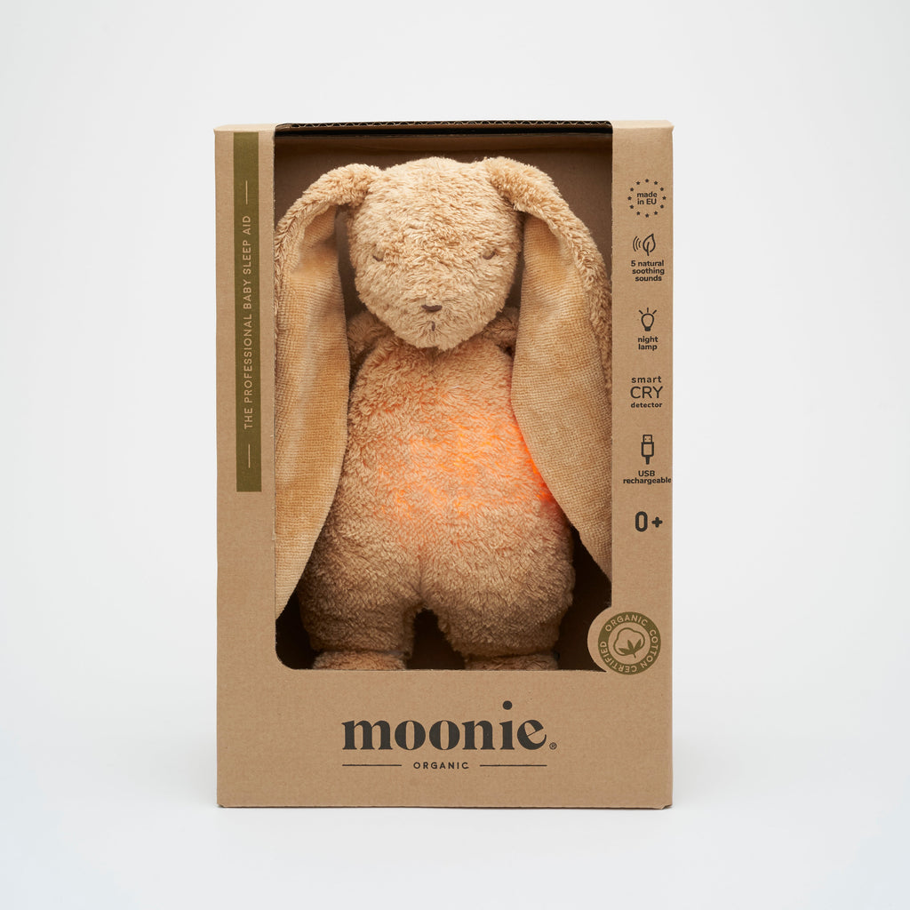 Moonie 2.0 upgrade - Knuffel Hartslag en Licht | Bunny Cappuccino - Biologisch katoen