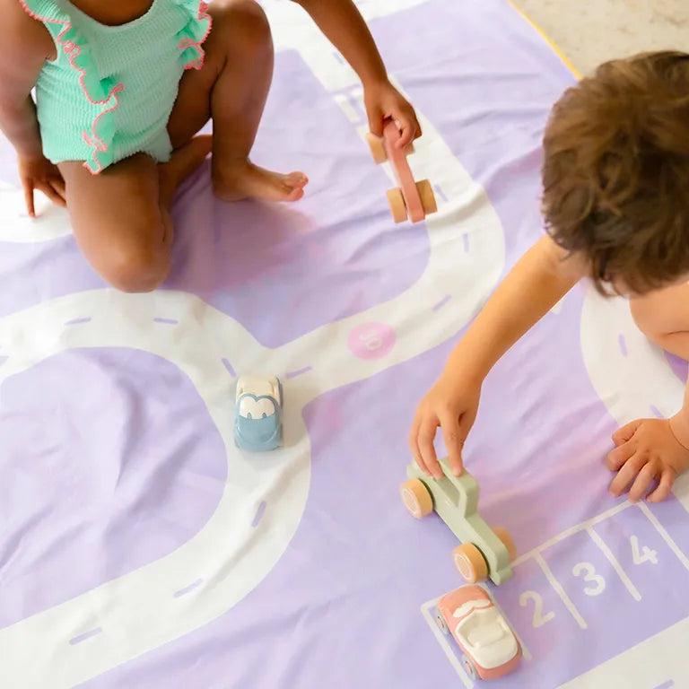 Quut Play Towel Strandhanddoek Extra Large | On The Road Roze 180x180 cm
