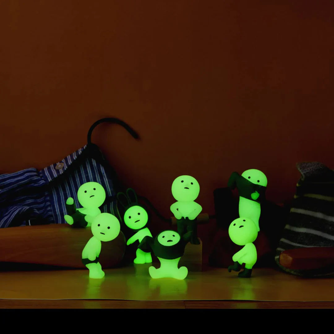 Smiski Gelukspopje Glow In The Dark | Dressing Series