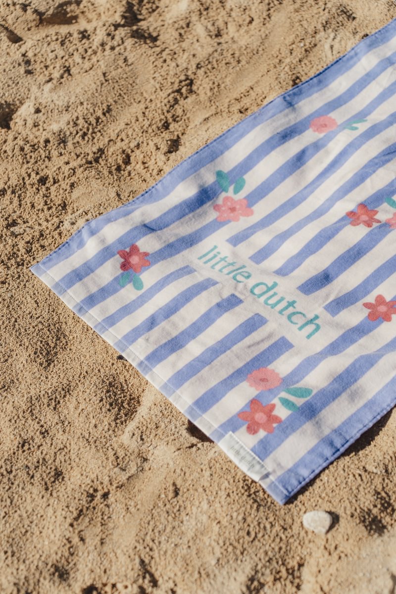 Little Dutch Strandhanddoek 60x120 | Dreamy Purple Stripe