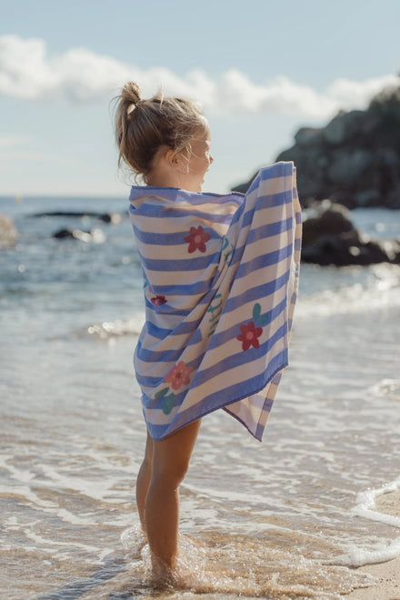 Little Dutch Strandhanddoek 60x120 | Dreamy Purple Stripe