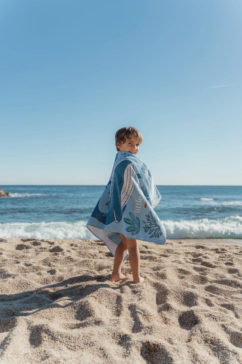 Little Dutch Strandhanddoek 60x120 | Ocean World Blue