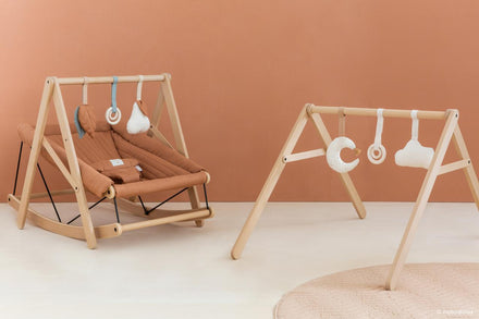 Nobodinoz Growing Green Baby Bouncer Hoes | Sienna Brown *