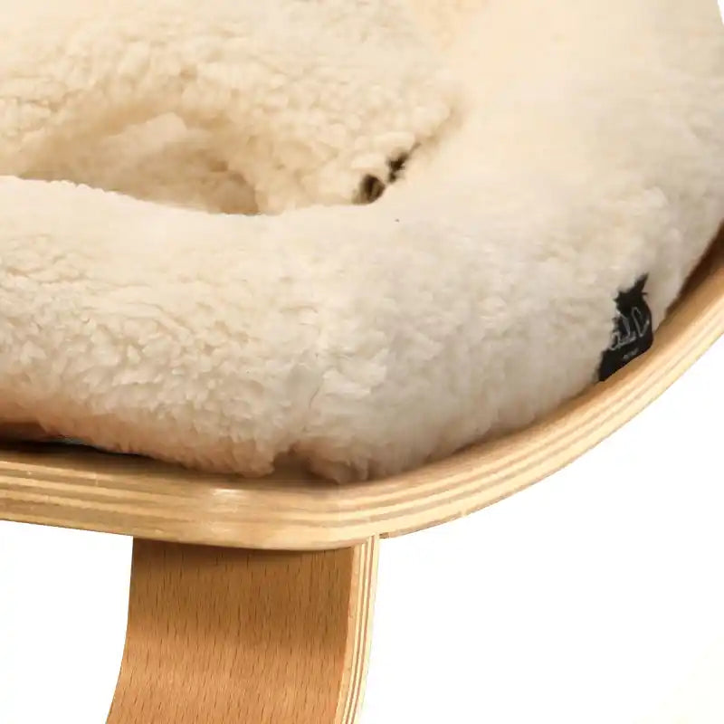 Charlie Crane LEVO Baby Rocker | Milk Cushion