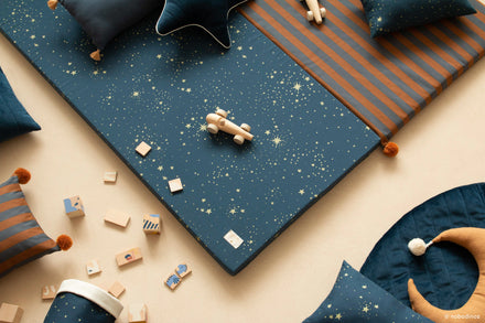 *  Nobodinoz Majestic Matras Eco Floor Mat | Blue Brown Stripes