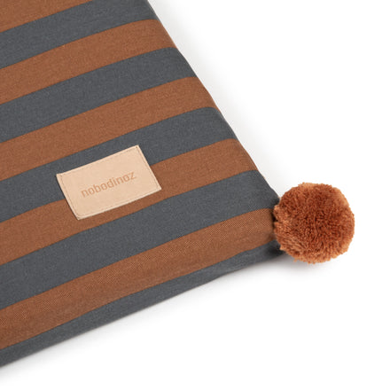 *  Nobodinoz Majestic Matras Eco Floor Mat | Blue Brown Stripes